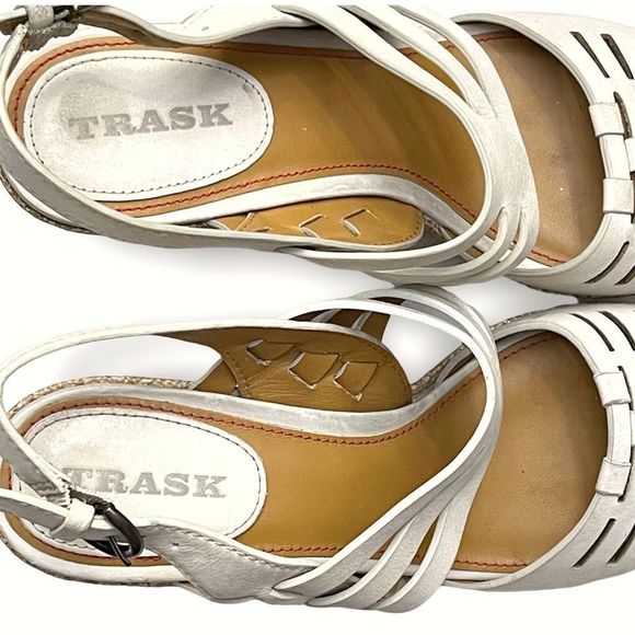 Trask 'Willow' Leather Platform Wedge Sandal - Picture 11 of 16